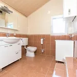 House Dinko * Bol